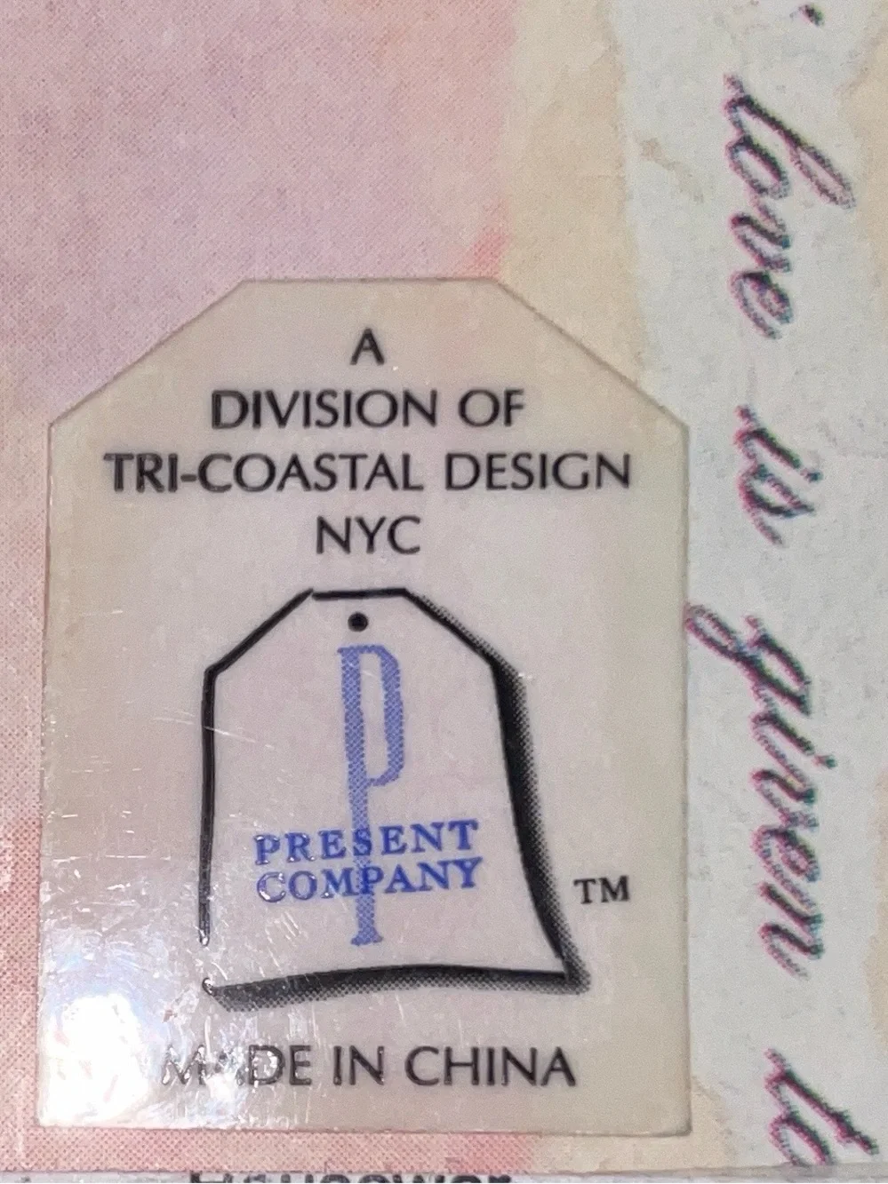 Vintage Tri-Coastal Designs, Inc.  botanical+ hearts Dome Keepsakes box. 5x4”